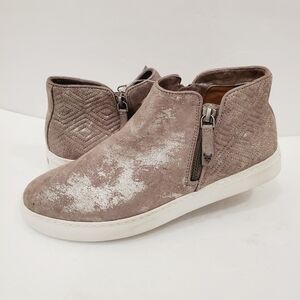 NEW Trask Lana Ankle Boot Sneaker Metallic Gray